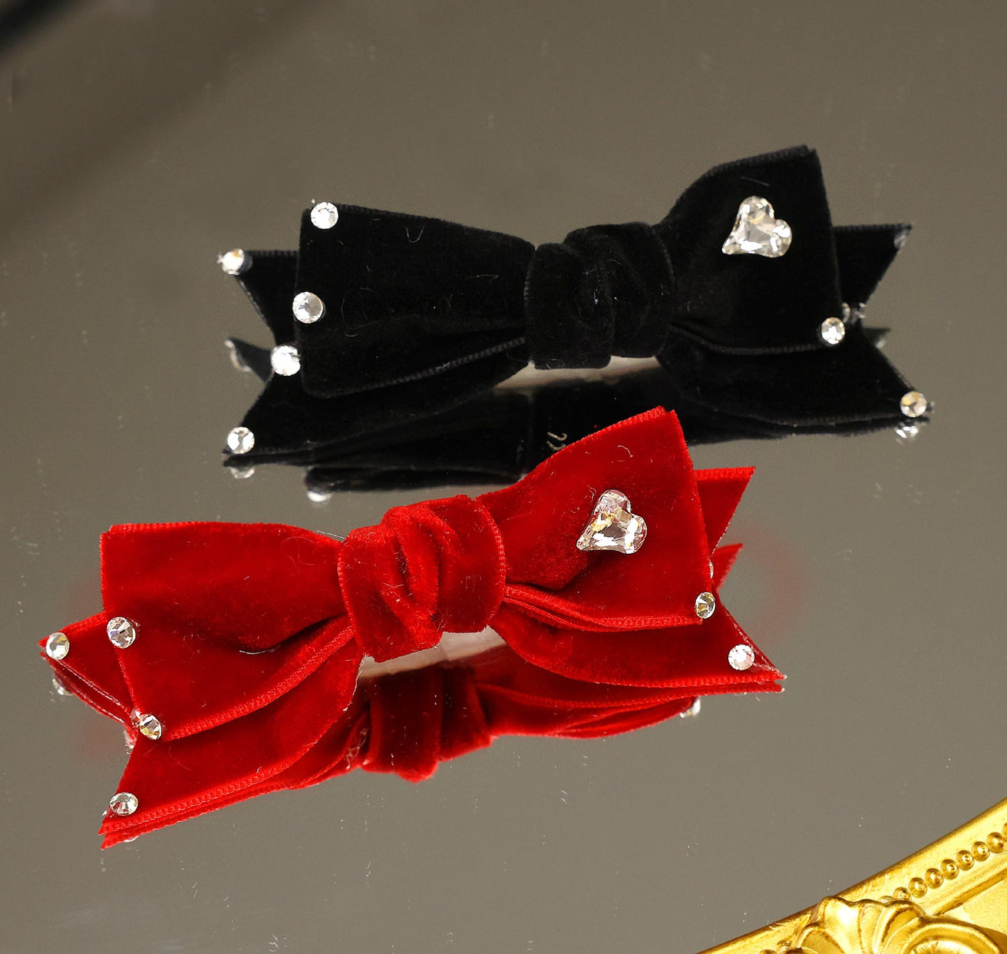 Pet Accessories Velvet Bow Hair Clip with Rhinestone Heart headwear - FurryTails Haven